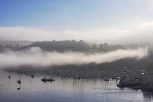 16 June 2021 - 06-57-28
A string of mist across the river
-------------------------